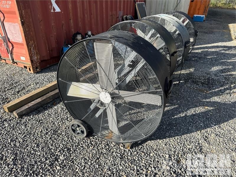  Quantity of (4) Uline Fan Andet tilbehør