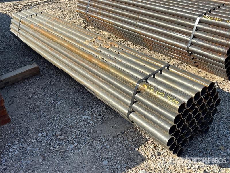  Quantity of (44) 8 ft 2 3/8 Pipe (Unused) Montacargas y elevadores de material