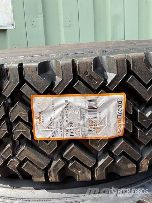 Quantity of (5) 11R22.5 Tires Transport – ostalo