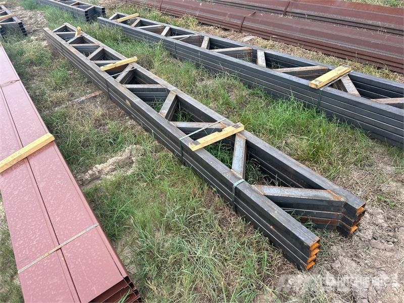  Quantity of (5) 18 in x 20 ft Metal Trusses (Unuse Other components