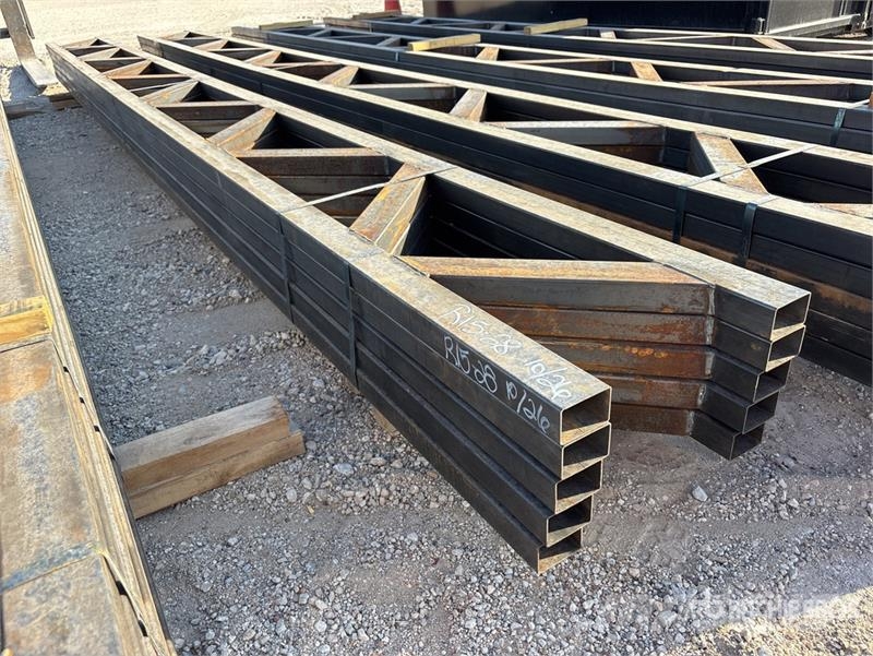  Quantity of (5) 18 in x 20 ft Metal Trusses (Unuse Drugi deli