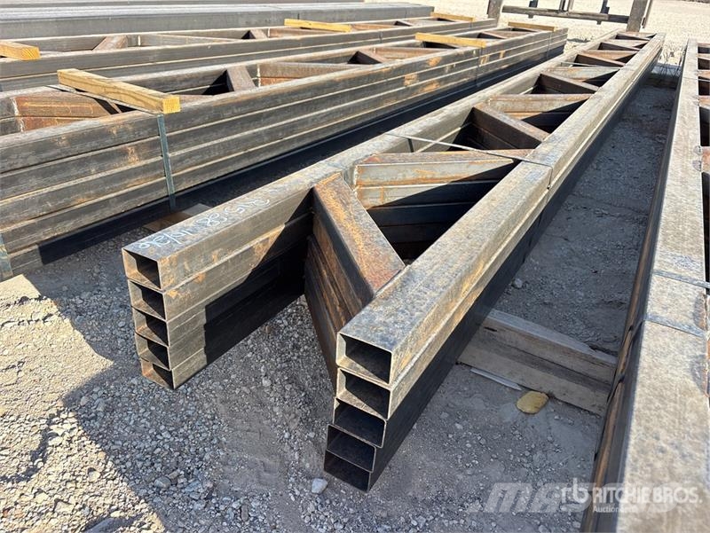  Quantity of (5) 18 in x 20 ft Metal Trusses (Unuse Drugi deli