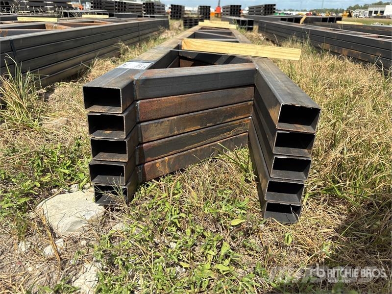 Quantity of (5) 18 in x 20 ft Metal Trusses (Unuse Ostale komponente za građevinarstvo