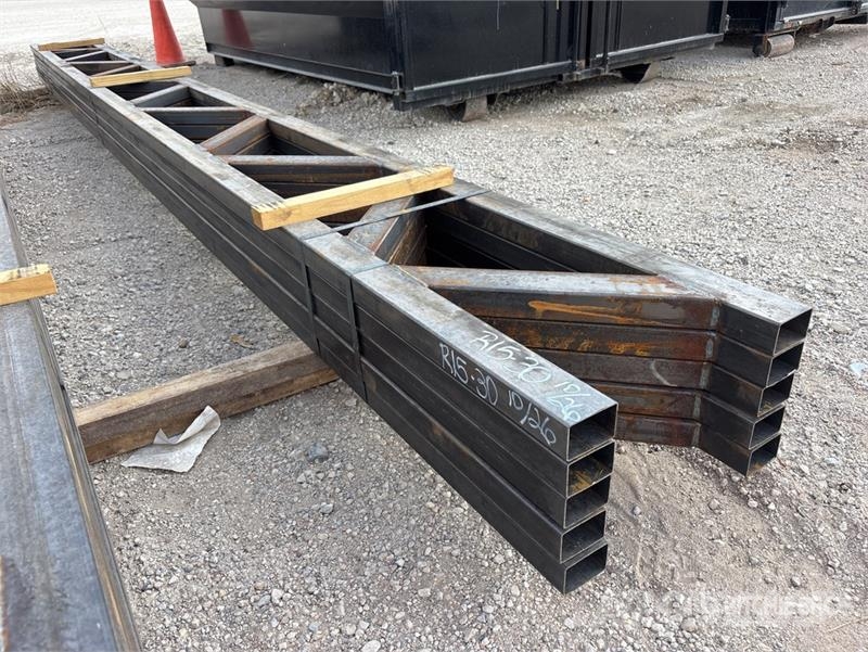  Quantity of (5) 18 in x 20 ft Metal Trusses (Unuse Drugi deli