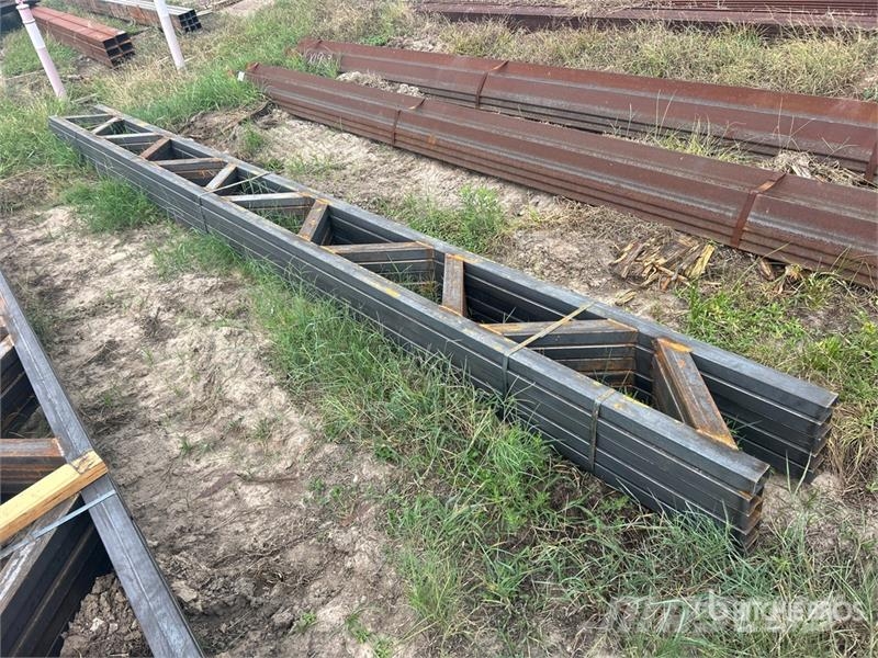  Quantity of (5) 18 in x 20 ft Metal Trusses (Unuse Other components