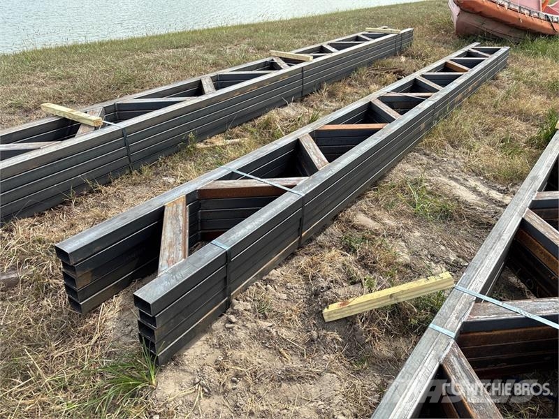 Quantity of (5) 18 in x 20 ft Metal Trusses (Unuse Ostale komponente za građevinarstvo