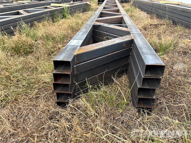 Quantity of (5) 18 in x 20 ft Metal Trusses (Unuse Ostale komponente za građevinarstvo