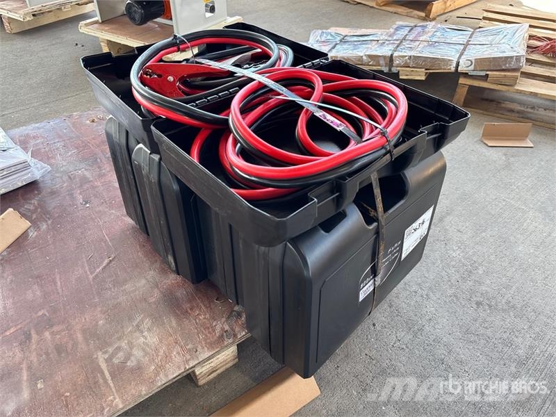 Quantity of (5) 25 ft 800 Amp Extra HD Booster Cab Outros componentes