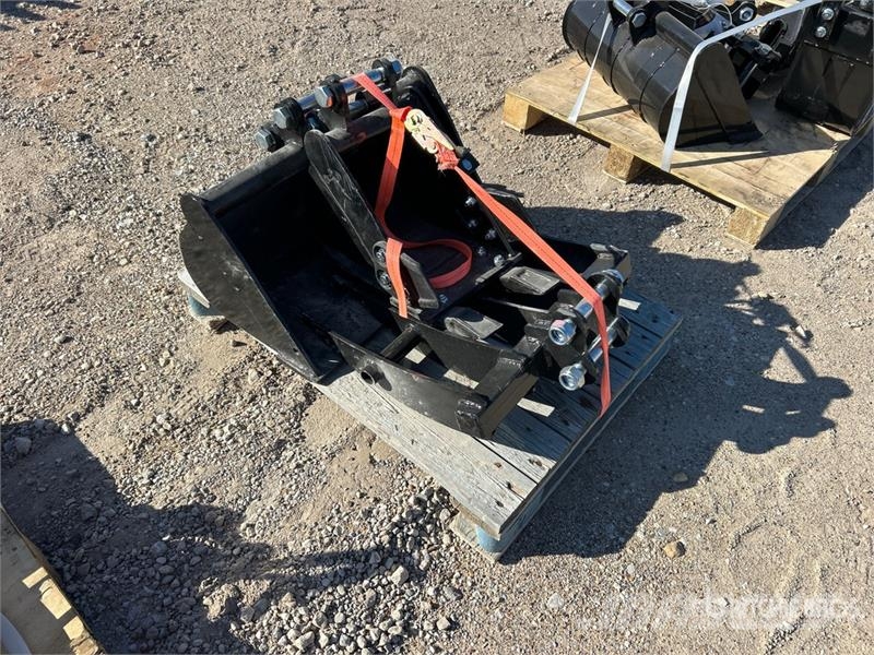 Quantity of (5) AGT 12EX-SET5 Mini Excavator Atta Outros componentes