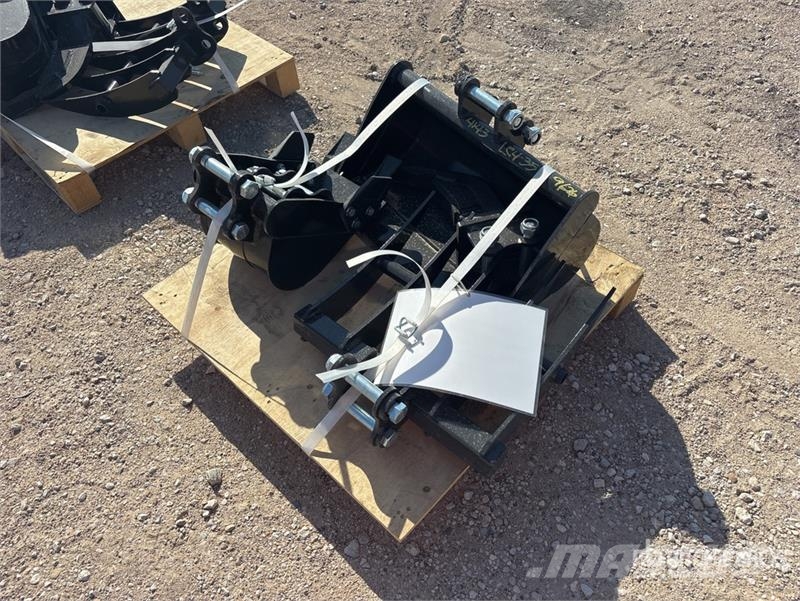 Quantity of (5) AGT 12EX-SET5 Mini Excavator Atta Other components