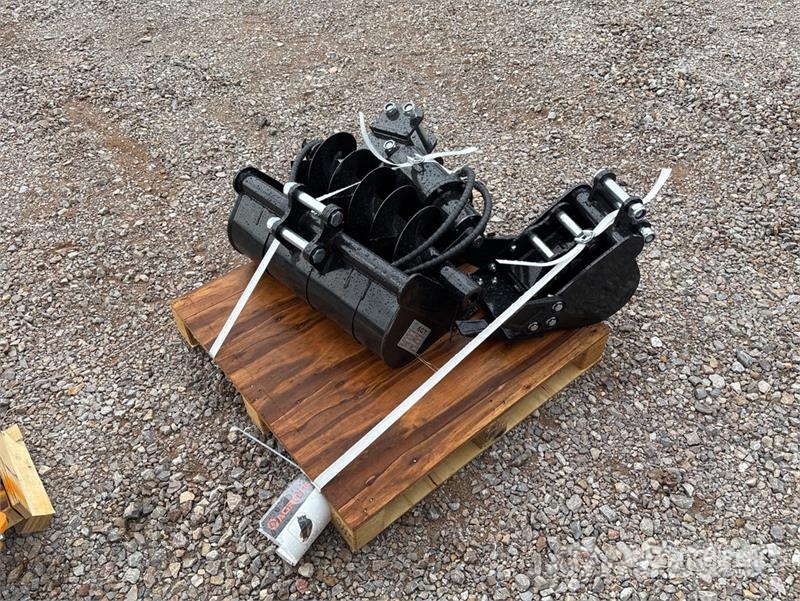 Quantity of (5) AGT 12EX-SET5 Mini Excavator Atta Other components