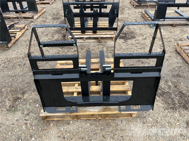 Quantity of (5) AGT SSCPF42-2200-WFF 42 in Skid S Villák
