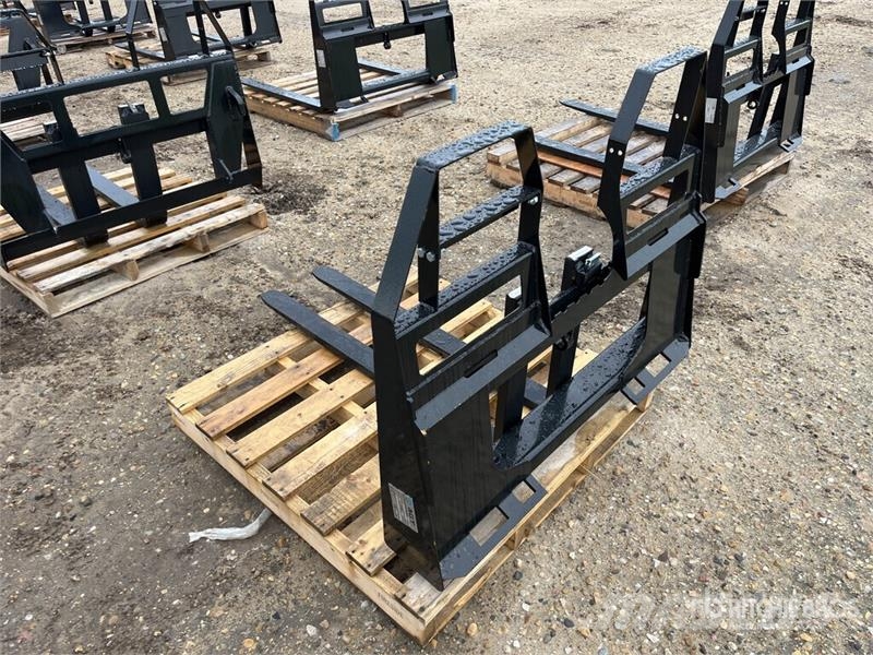 Quantity of (5) AGT SSCPF42-2200-WFF 42 in Skid S Građevinarske viljuške