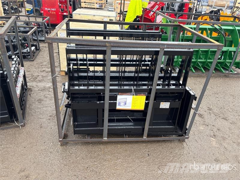 Quantity of (5) Mower King SA-100 48 in Skid Stee Tõstekahvlid