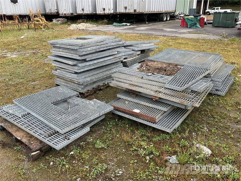  Quantity of (5) Pallets of Metal Grading مكونات أخرى