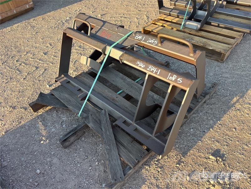 Quantity of (5) QT Euro Frame Weldment -OS (Unused Outros componentes