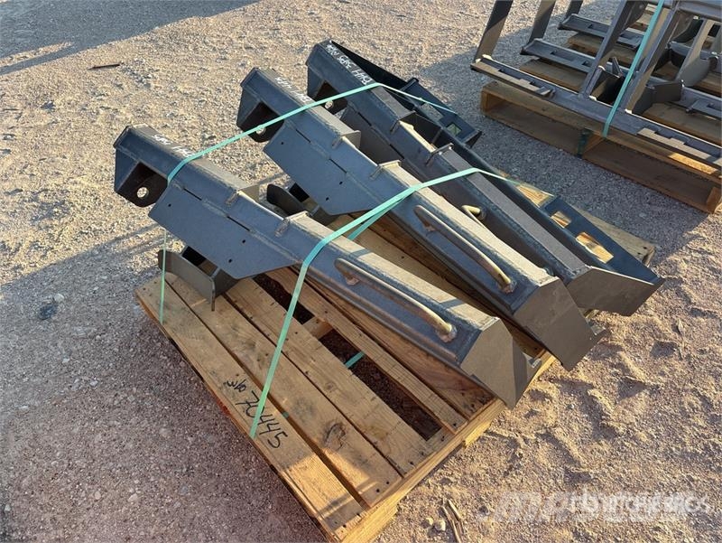 Quantity of (5) QT Euro Frame Weldment -OS (Unused Outros componentes
