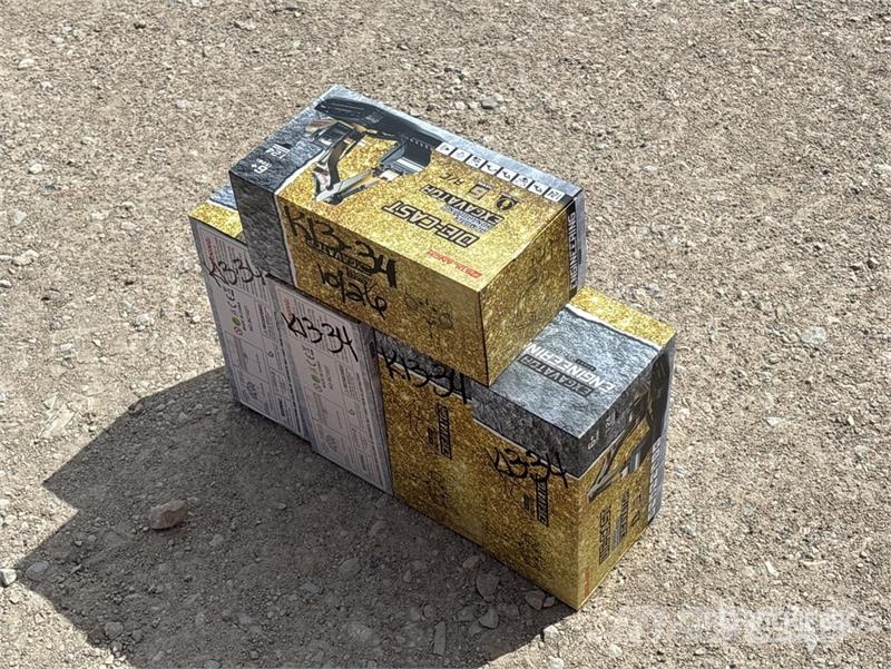Quantity of (5) SDLM70 Remote Control Excavator T Drugi deli