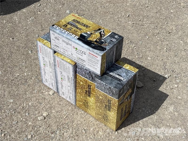 Quantity of (5) SDLM70 Remote Control Excavator T Drugi deli