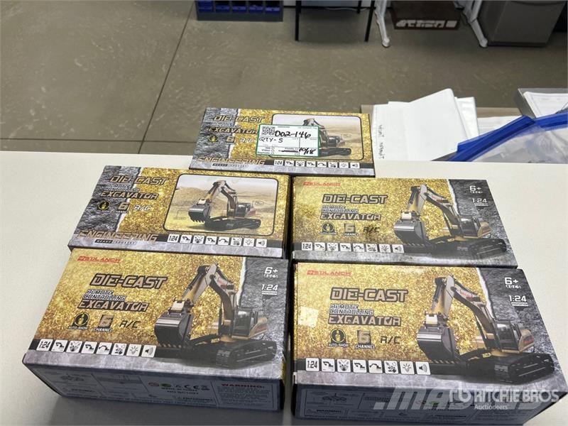  Quantity of (5)  SDLM70 Remote Control Excavator T Andet tilbehør