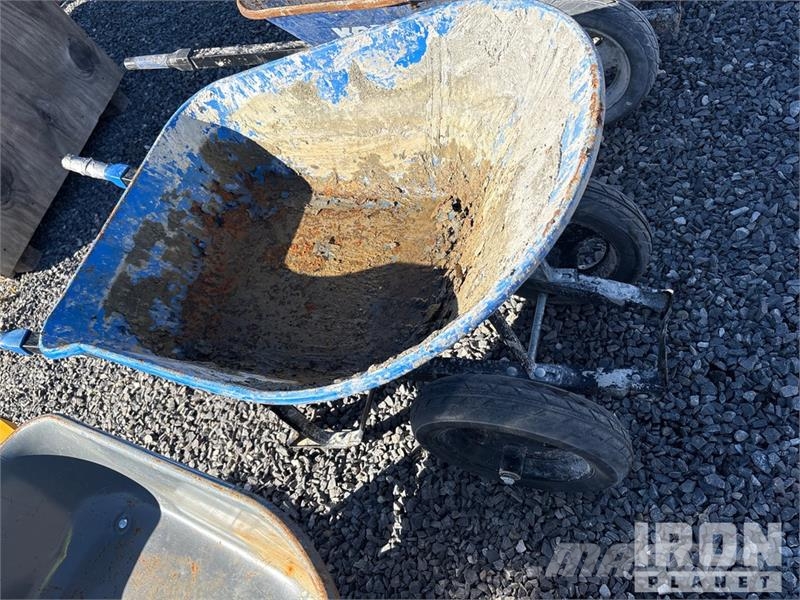 Quantity of (5) Wheelbarrow Andre komponenter