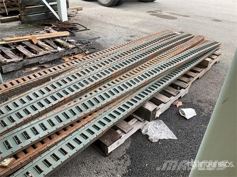 Quantity of (50) 10 ft Trailer E-Tracks Άλλα εξαρτήματα