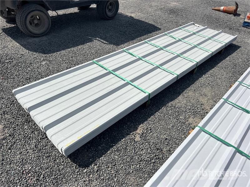 Quantity of (50) Kit Containers 12 ft Corrugated Csörlők, emelőberendezések és anyagmozgató liftek