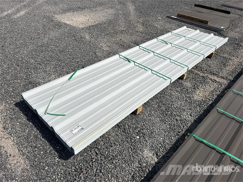  Quantity of (50)  Kit Containers 12 ft Corrugated  Treuils, palans et monte-charge