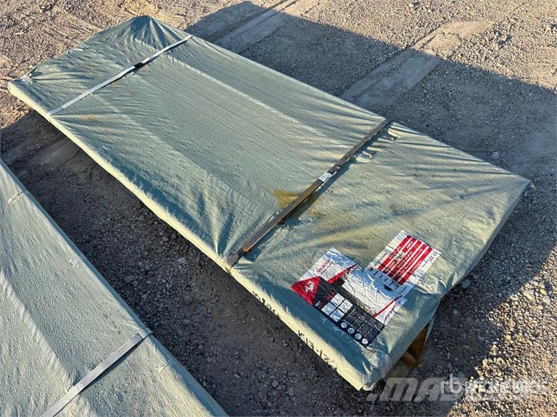 Quantity of (50) SDLGCSS 8 ft Galvanized Corrugat Takels, lieren en materiaalliften