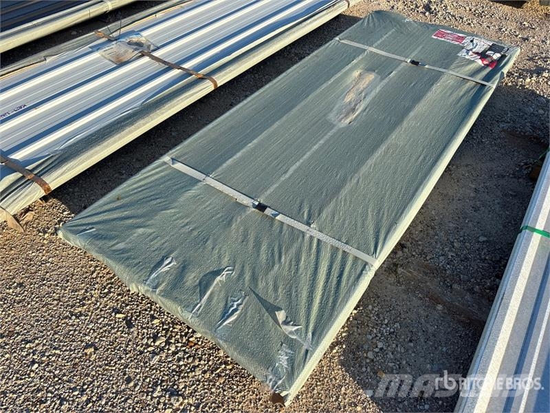 Quantity of (50) SDLGCSS 8 ft Galvanized Corrugat Takels, lieren en materiaalliften
