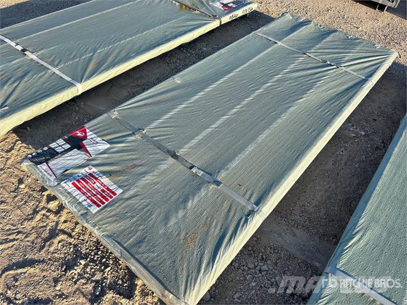 Quantity of (50) SDLGCSS 8 ft Galvanized Corrugat Takels, lieren en materiaalliften