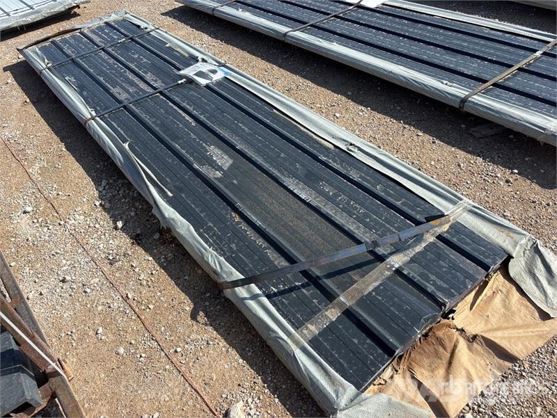 Quantity of (50) SKLP SKH50 3 ft x 12 ft Galvalum Csörlők, emelőberendezések és anyagmozgató liftek