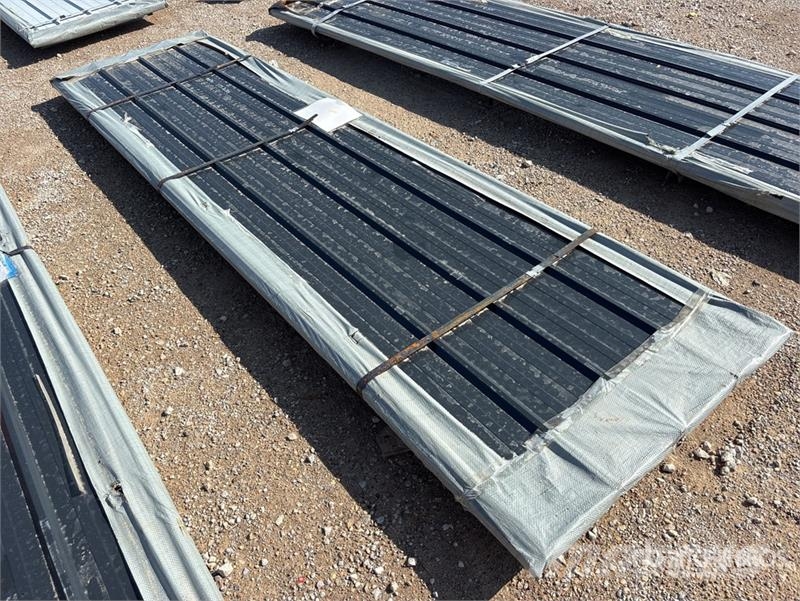  Quantity of (50)  SKLP SKH50 3 ft x 12 ft Galvalum Dispozitive de ridicare / lifturi pentru diferite materiale