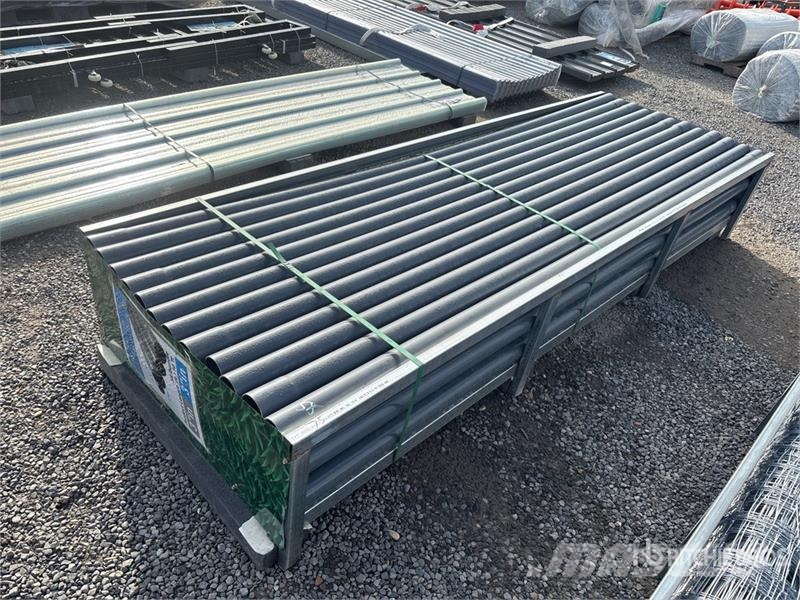 Quantity of (58) 3 in x 10 ft Grey UPVC Rigid Non- Csörlők, emelőberendezések és anyagmozgató liftek