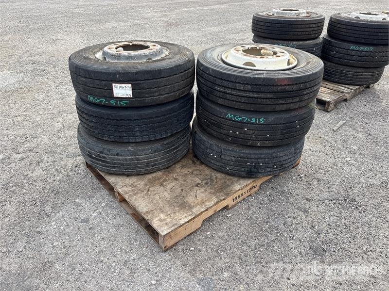 Quantity of (6) 235/75R17.5 Tires w/ Wheels Gume, točkovi i felne