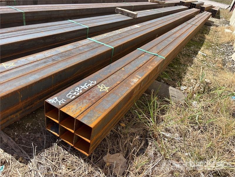 Quantity of (6) 3 in x 3 in x 22 ft Square Tubing Utovorne dizalice, vitla i liftovi za materijal