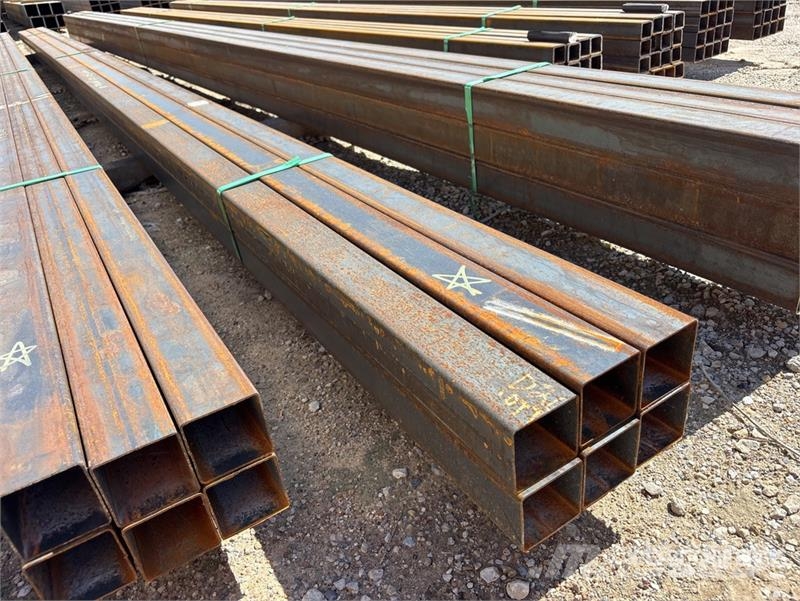 Quantity of (6) 3 in x 3 in x 23 ft Square Tubing Utovorne dizalice, vitla i dizala za materijal