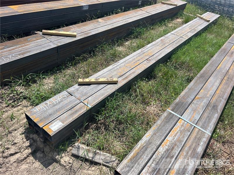  Quantity of (6) 5 in x 4 in x 19 ft Rectangle Tubi Other components