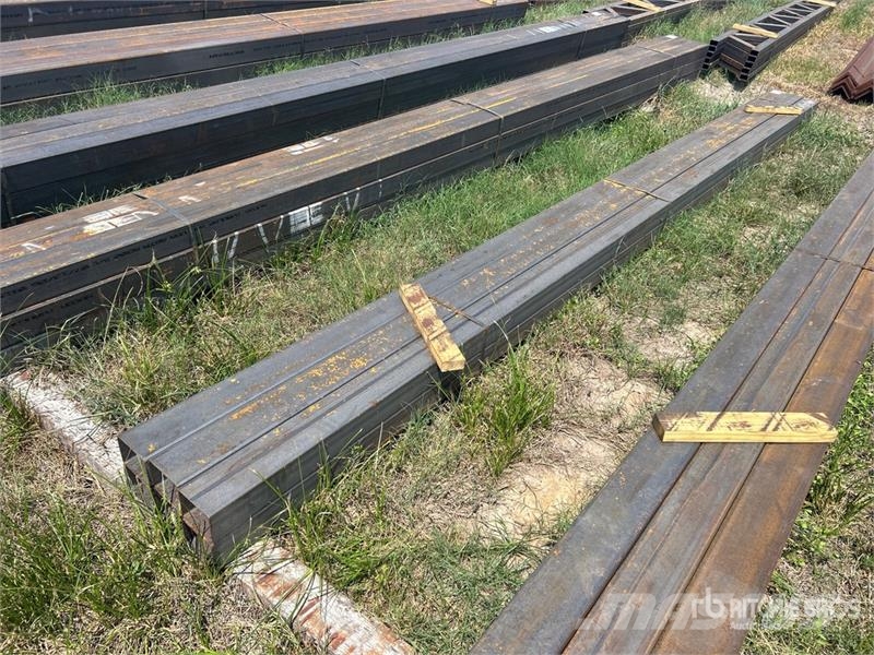  Quantity of (6) 5 in x 4 in x 19 ft Rectangle Tubi Other components