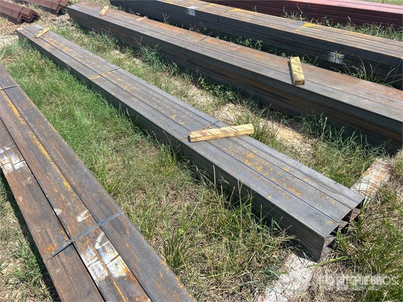  Quantity of (6) 5 in x 4 in x 19 ft Rectangle Tubi Other components