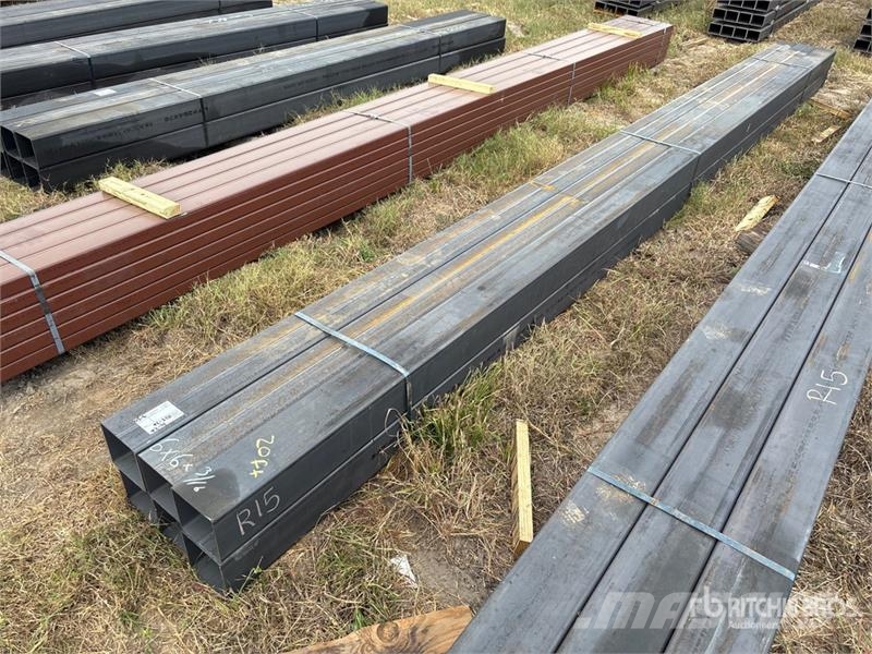 Quantity of (6) 6 in x 6 in x 20 ft Square Tubing Drugi deli