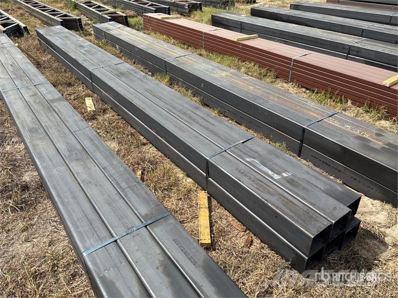 Quantity of (6) 6 in x 6 in x 20 ft Square Tubing Drugi deli