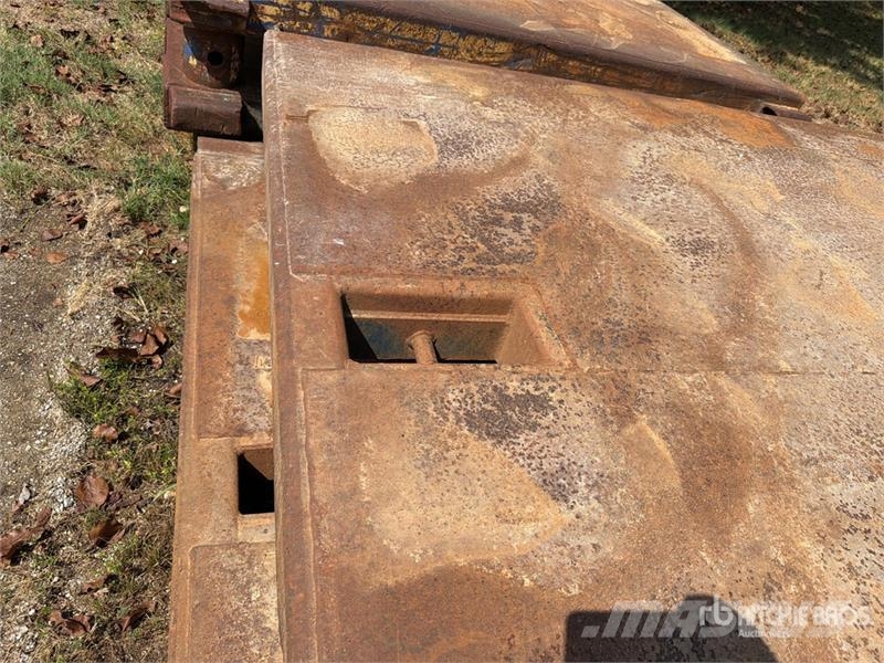 Quantity of (6) 8 ft x 24 ft (6 in Wall) Trench S Oprema i rezervni dijelovi za bušenje