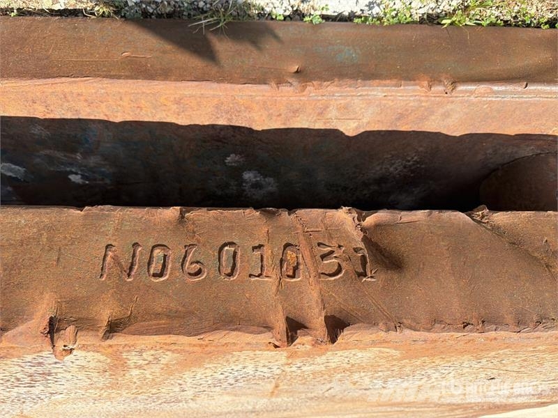 Quantity of (6) 8 ft x 24 ft (6 in Wall) Trench S Oprema i rezervni dijelovi za bušenje