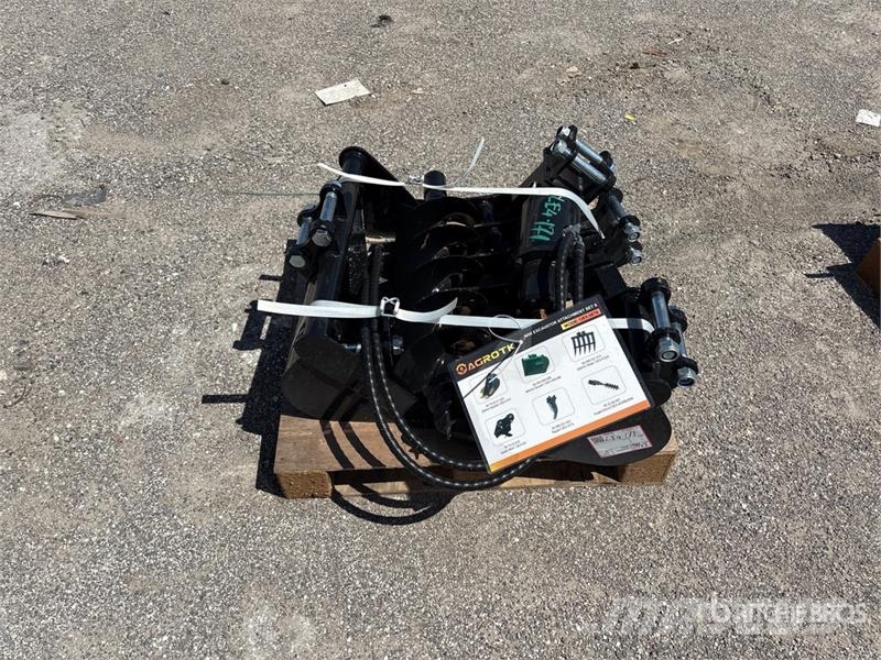 Quantity of (6) AGT 12EX-SET6 Mini Excavator Atta 기타 부품