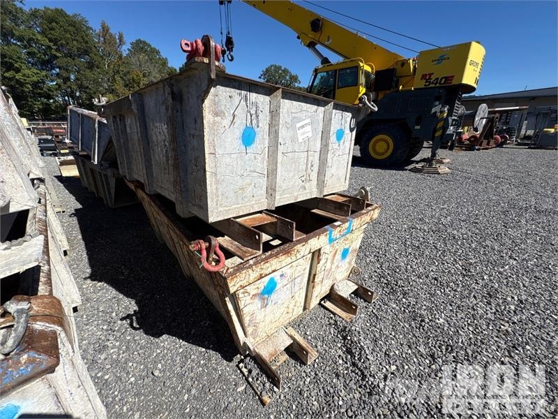 Quantity of (6) Construction Dump Box Vitle, dvigala in gradbeni dvižni sistemi