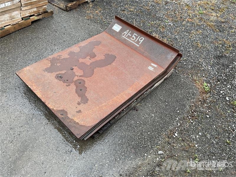  Quantity of (6) Fifth Wheel Plates Andet tilbehør