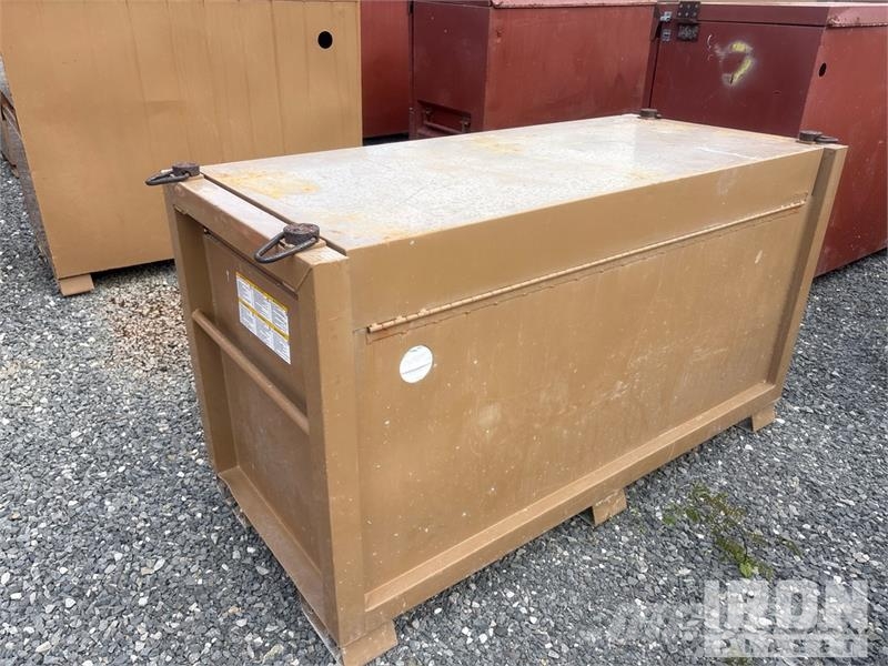  Quantity of (6) Gang Boxes 1010 Drugi deli