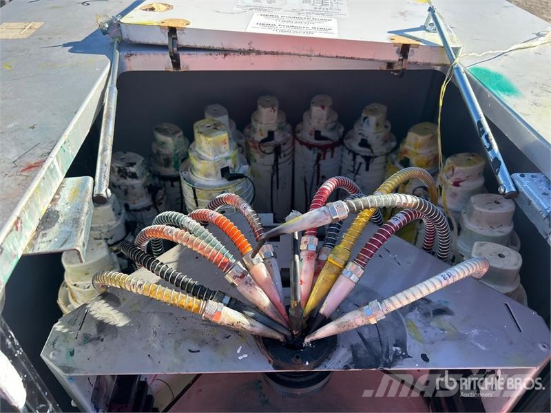 Quantity of (6) Hero Multi-Size Paint Shakers Andre komponenter