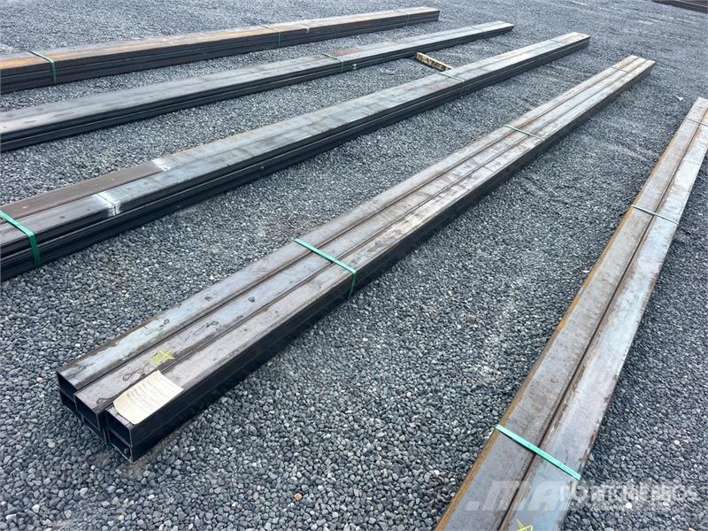  Quantity of (6)  Kit Containers 3 in x 4 in Rectan Andet tilbehør